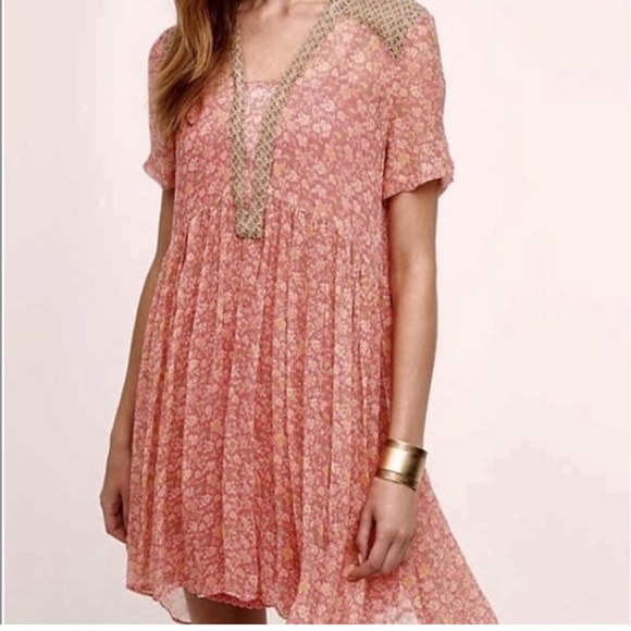 Anthropologie Dresses & Skirts - Anthropologie Maeve Sheer Babydoll Dress- Size 4